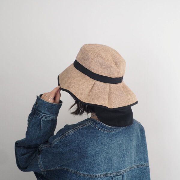 毎日使いにちょうどいい。首後ろまでカバーできる「ジュート風ハット」[PR]