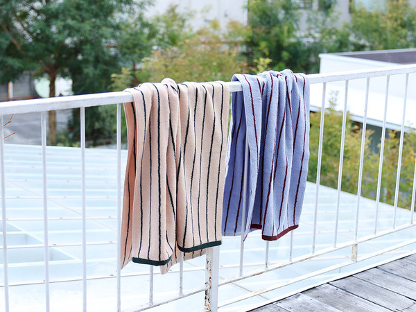 “毛羽落ちほぼゼロ”の優等生。トレンドのストライプ柄で気分が上がる毎日タオル[PR]