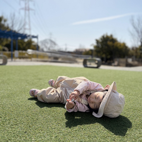 泥んこも、雨上がりの芝生も。思いっきり遊べる「kukka ja puu プレイウェア」[PR]