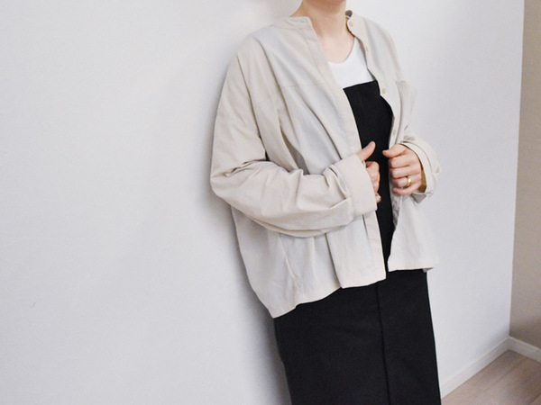 外時間が楽しみになる、隠れメッシュで快適に過ごせるバンドカラーシャツ[PR]