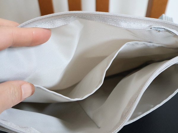 「ここにポケットがあったら...」が叶う。人気の吊り下げタイプのバッグインバッグから、Lサイズ登場。[PR]