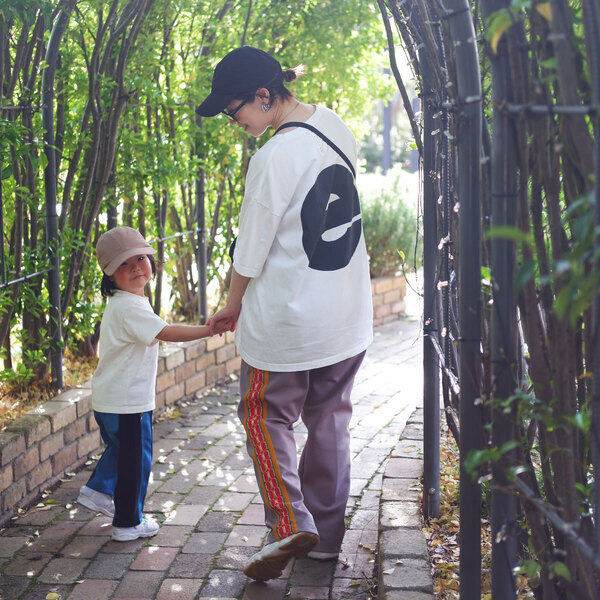 男の子ママでも親子リンクを諦めない。 小物からはじめる、さりげないお揃いコーデ[PR]