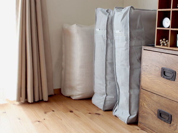 布団の衣替えをラク家事化。冬寝具スッキリ、立て置きできる布団収納ケース[PR]