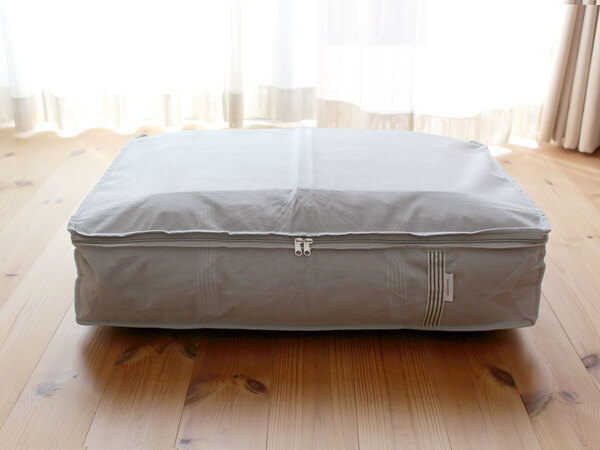 布団の衣替えをラク家事化。冬寝具スッキリ、立て置きできる布団収納ケース[PR]