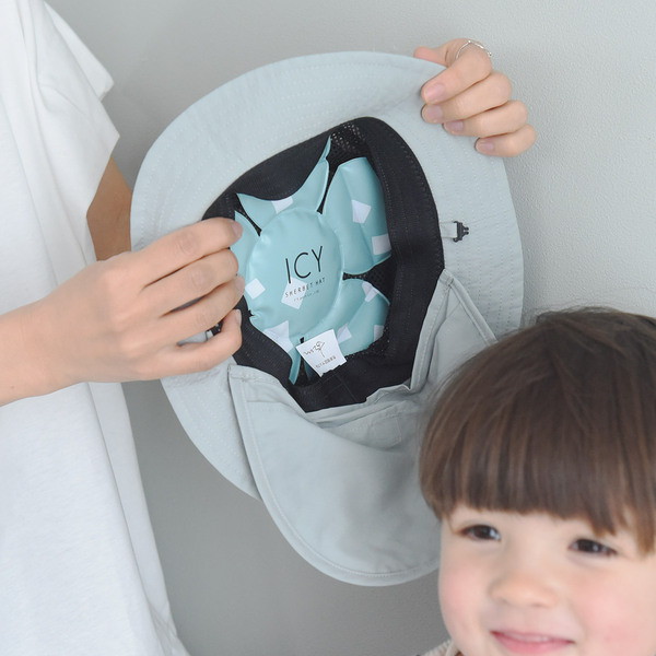 夏のキッズおでかけ「これ持って行って！」とママが言いたくなる3点セット[PR]