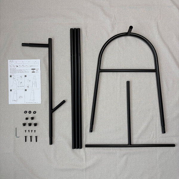 中学生の朝の身支度をスムーズに、洗練＆コンパクトなコートハンガー[PR]