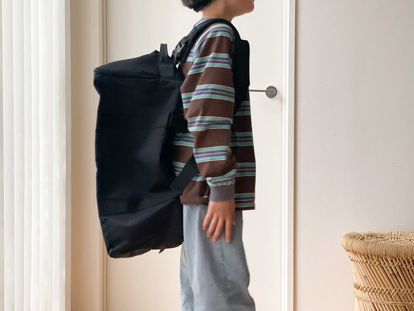 修学旅行や合宿がおしゃれに決まる！「リュックにもなる 3WAY ボストンバッグ 42L」[PR]