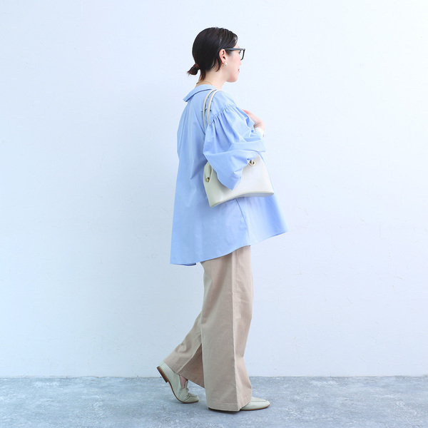 ナチュラル服を着回したい。コットンリネンでさらり快適、スタッフのイチ推し『ベイカーパンツ』[PR]