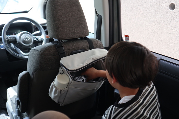あつ〜い車内の心強い味方！「浮かせる車の冷蔵庫」スタッフたちはこんなシーンで使っています[PR]