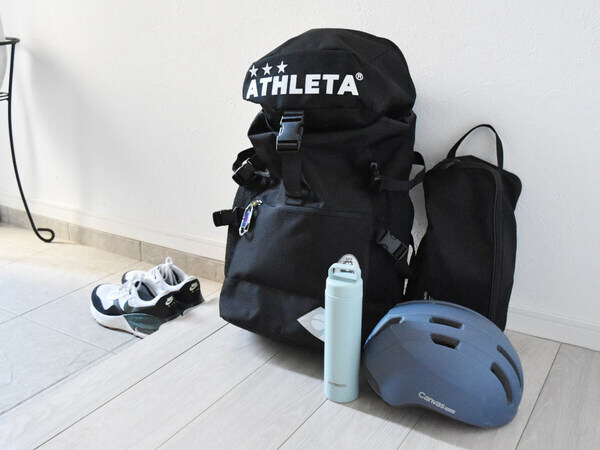 夏の子どものスポーツや応援に。熱中症対策＋水分補給が可能になった飲める「氷のうボトル」[PR]
