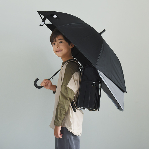 雨の日の登下校キッズを守る！伸びる・撥水・遮る、機能派レイングッズ5選[PR]