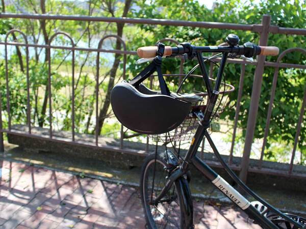 重くない！暑くない！髪がペタンコにならない！これで安心、女性目線な自転車ヘルメット[PR]