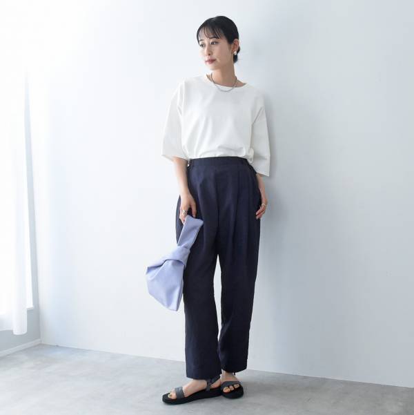 こっそりムレ対策できる、隠れメッシュパンツ。夏の新作をスタッフが着回し！[PR]