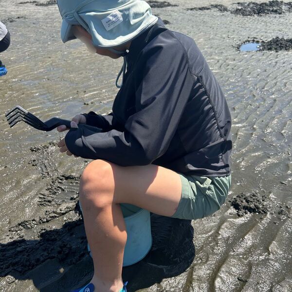 プール授業だけでなく夏のレジャーに大活躍！着心地にもこだわった、「キッズラッシュガード」[PR]