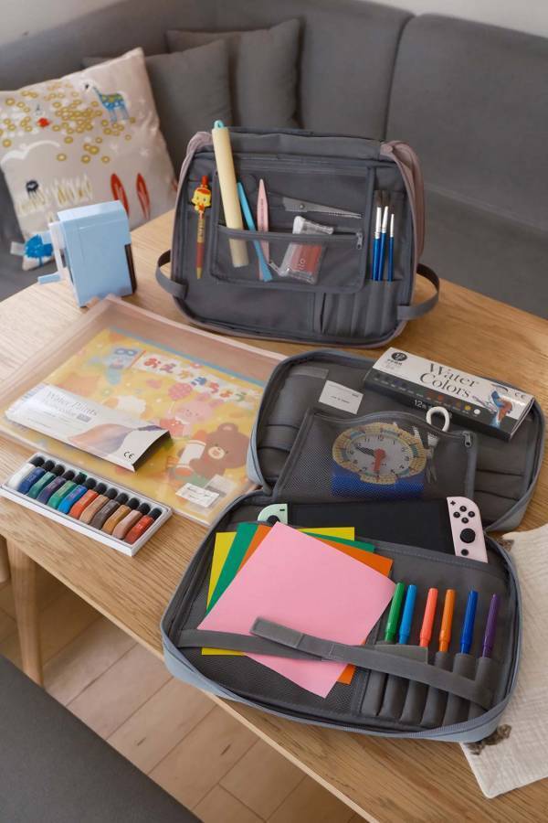 夏休みの帰省や旅行に！子どもを退屈させない秘密道具「お絵描きバッグ」【インスタグラマーさんのもの選び】[PR]