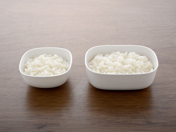 冷凍ごはんが炊きたてのふっくらご飯に！レンチン保存容器が暑い夏の食卓を助けます[PR]