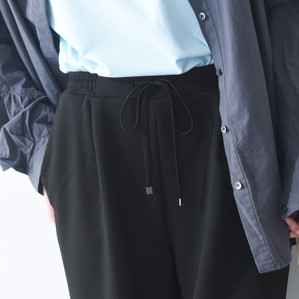 休日パンツはこれで決まり。秋冬シーズンにぴったりの『リラパン』第2弾をスタッフが着回し[PR]