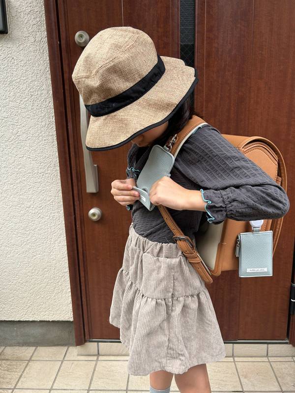 お姉さんになってきた娘に、フェイクレザーのキーケースを[PR]