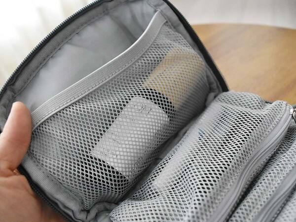 旅行だけじゃもったいない！小物がまとまる「手帳型ポーチ」[PR]