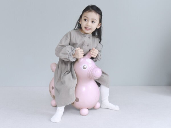プレゼントに『Rody』を贈ろう！たのしく遊べるだけじゃない、子どもの体を育てるイタリア生まれのお友達[PR]
