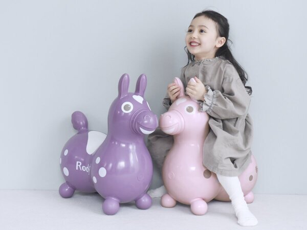 プレゼントに『Rody』を贈ろう！たのしく遊べるだけじゃない、子どもの体を育てるイタリア生まれのお友達[PR]
