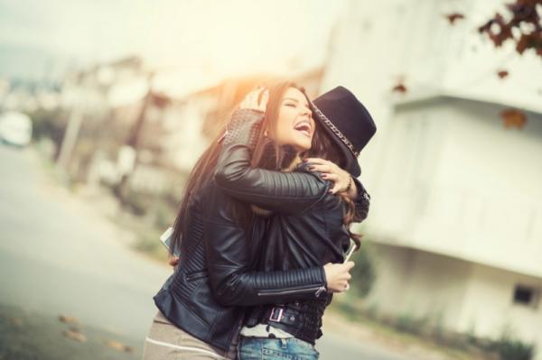 【パリジェンヌから学ぶ】対人関係を円滑にするコミュニケーション術