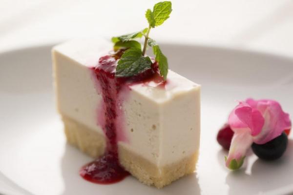 ダイエット中もOK！魔法のお菓子「ロースイーツ」って？