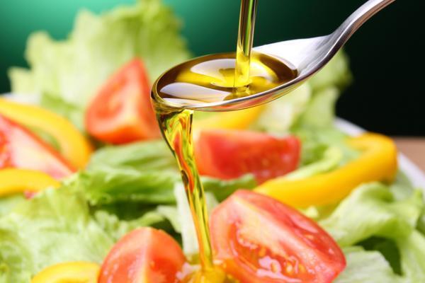 【美容＆健康に◎】話題の「食べるコスメオイル」のネクストブーム3つ