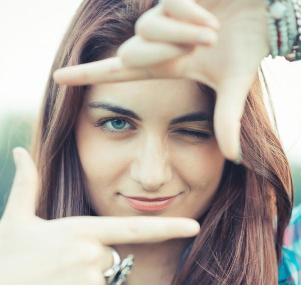 【くすんで黄色い…】肌は30代で老ける!! 今すぐ明るい透明肌になるには？