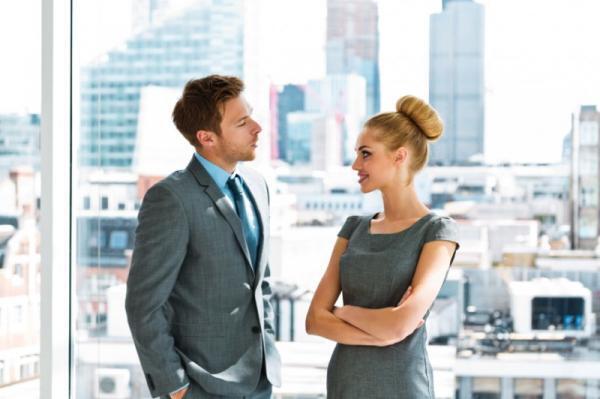 社内恋愛を成功させる秘訣とは？【成功したカップルのリアルな声】