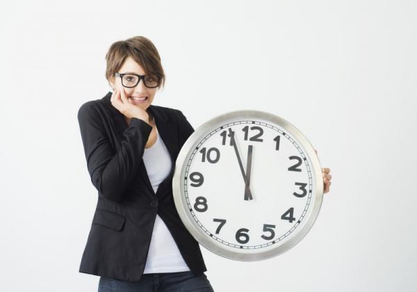 ランチタイムの15分で、午後の仕事をハッピーに効率UPさせる方法4つ