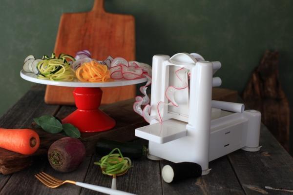 サラダ革命！ヘルシーな”ベジヌードル”が流行の兆し！？