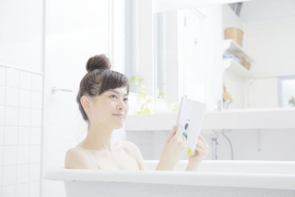 【まるで魔法】お肌のあらゆる悩みを解決できる話題の●●法って？