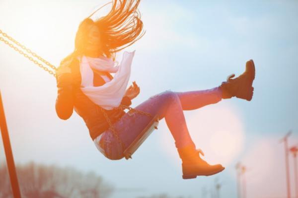 脱・厚化粧！すっぴんに自信を持つための心理学的コツって？