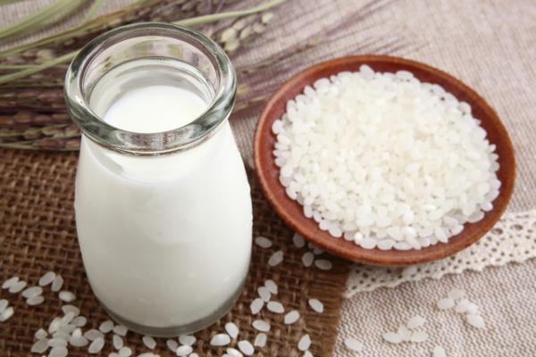 時間のない朝でも栄養バッチリ！ 「ライスミルク」のお手軽レシピ
