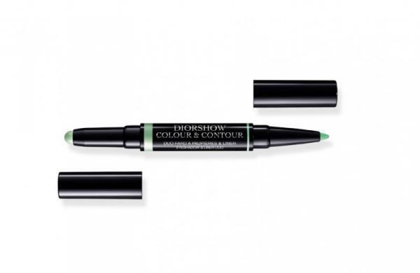 2016春夏シーズン最大のビューティートレンド「寒色アイメイク」に注目！