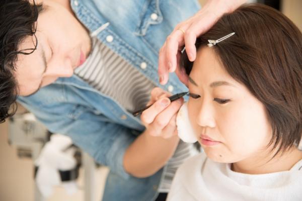 「鏡のなかの自分」と本当の自分はこんなに違う！印象のギャップを埋める方法