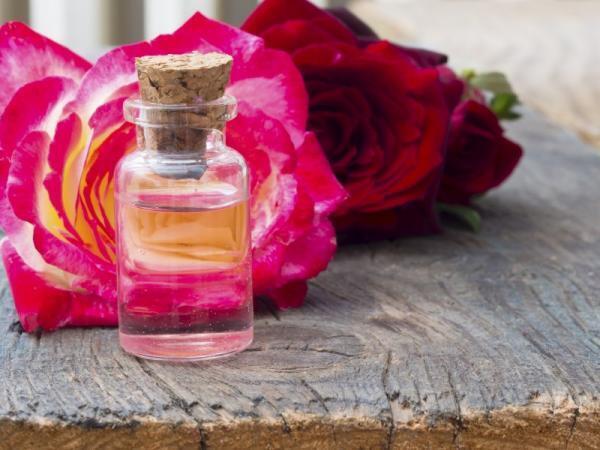 美容に敏感なドバイ美女が愛用する「ローズウォーター」とは？