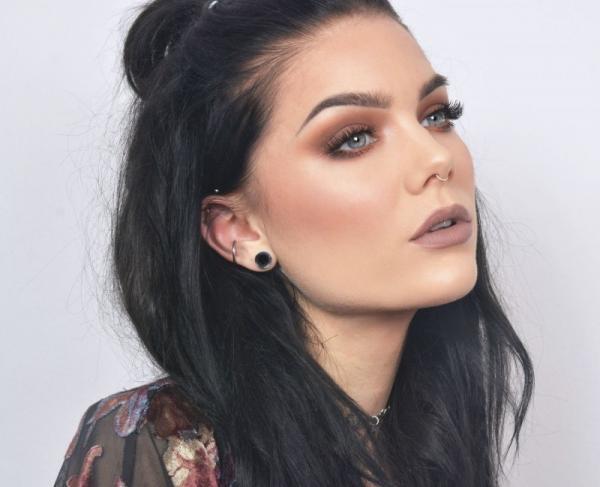 スウェーデンNo.1ビューティーブロガーに聞く！この春夏のおすすめメイク