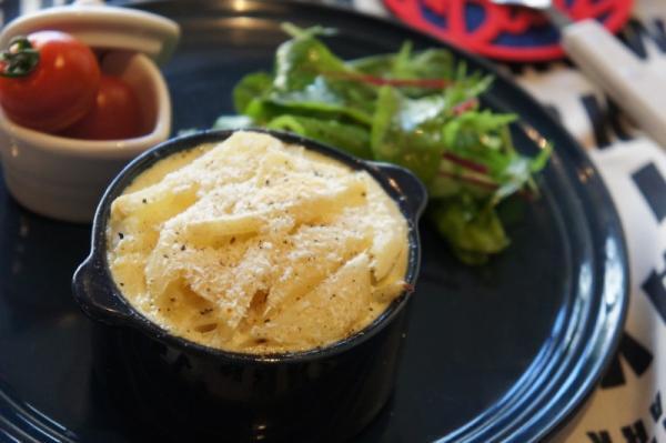 ホワイトソース不使用！ヘルシーな豆乳で作る「ジャガイモのグラタン風」