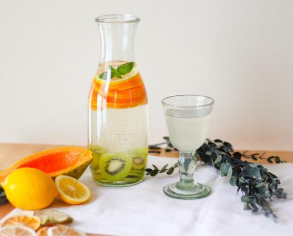 水に入れるだけ！あなたをきれいにするデトックスウォーターのレシピ