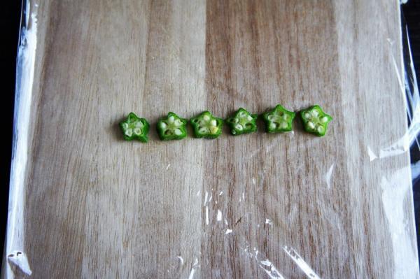 【ブーム到来】「おにぎらず」より手軽な「スティックおにぎり」とは？