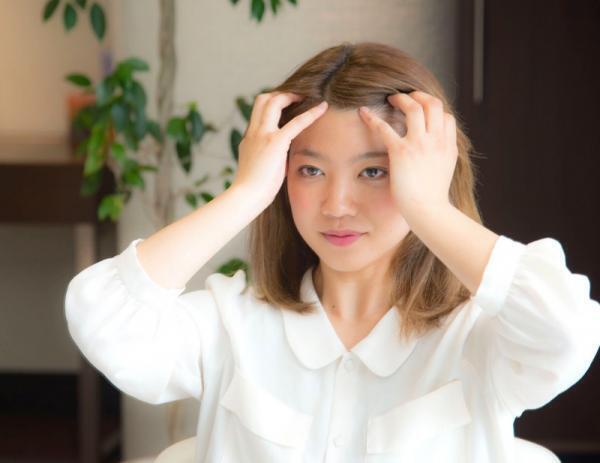 【自宅でエイジングケア】ヘア年齢を若くしよう！頭皮マッサージの方法