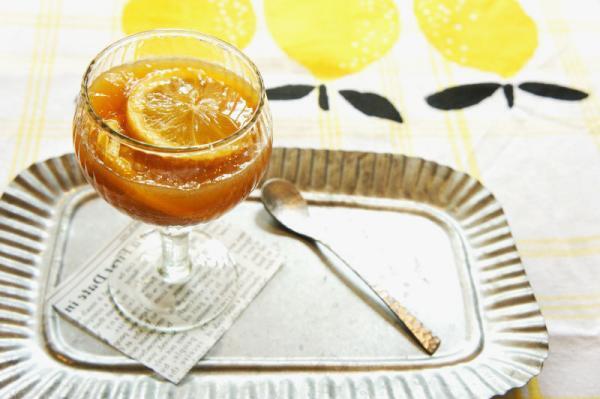 「無印良品」ホーロー保存容器で涼しげ”レモンティーゼリー”