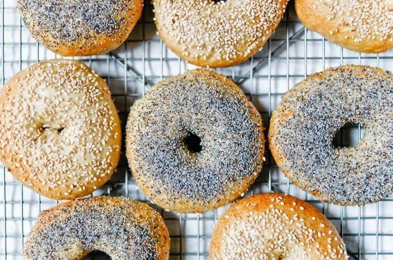 クロナッツの次はこれ！アメリカで流行中の変わり種パン