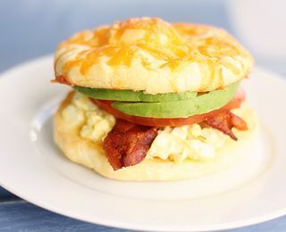 クロナッツの次はこれ！アメリカで流行中の変わり種パン