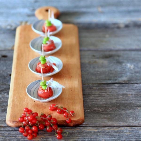 【プロ厳選】料理写真がグンと美味しく見えるトレンドアイテム