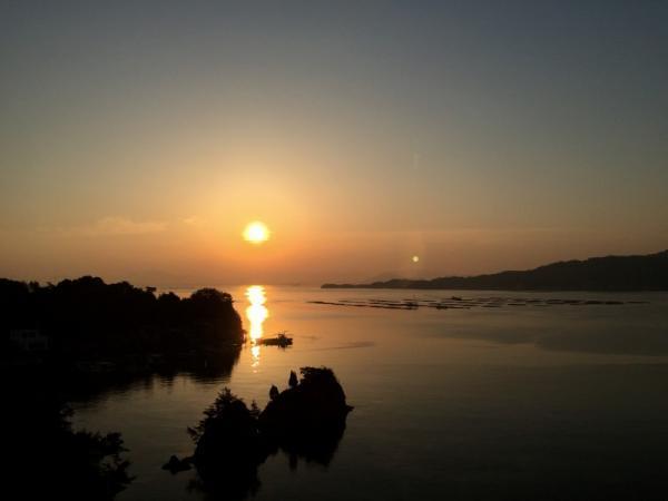 【神の島】聖地・女神が住まう「厳島神社」にココロとカラダを祓い清める旅を。