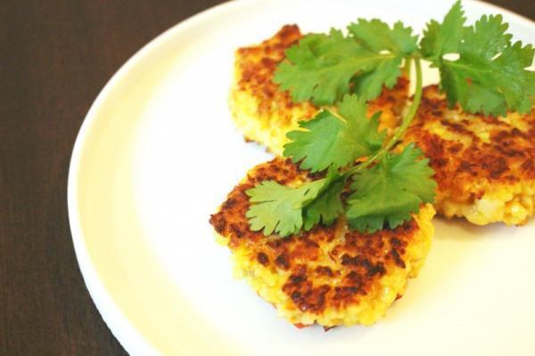 【シェフの休日ごはん】ちくわが主役!?インドネシアの激ウマバーガーの作り方とは