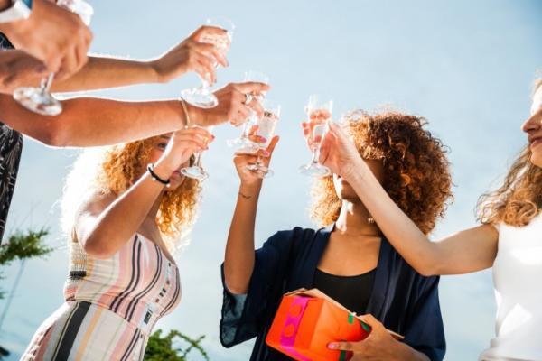 【まさか焼酎が…】2016夏「芋の炭酸割り」がダイエット女子の間でブームにっ!?